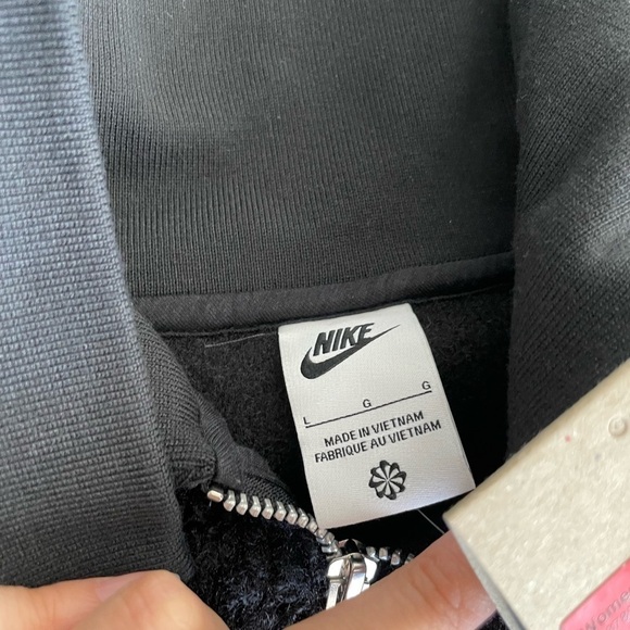 Nike women half zip black sports sweatshirt NWT - Picture 7 of 10